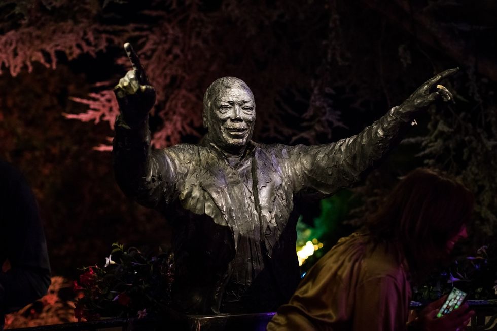 Audemars Piguet 愛彼表邀你歡唱共舞-復刻表