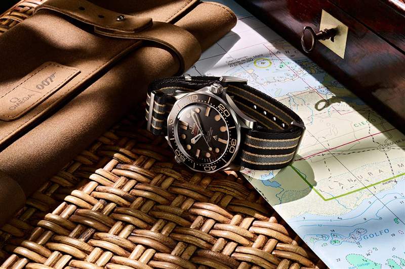 歐米茄海馬300米007鈦合金腕表210.90.42.20.01.001-復(fù)刻表