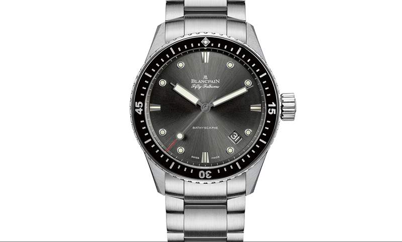 寶珀Blancpain五十噚深潛器精鋼款配備新版三節(jié)式鏈帶-復(fù)刻表