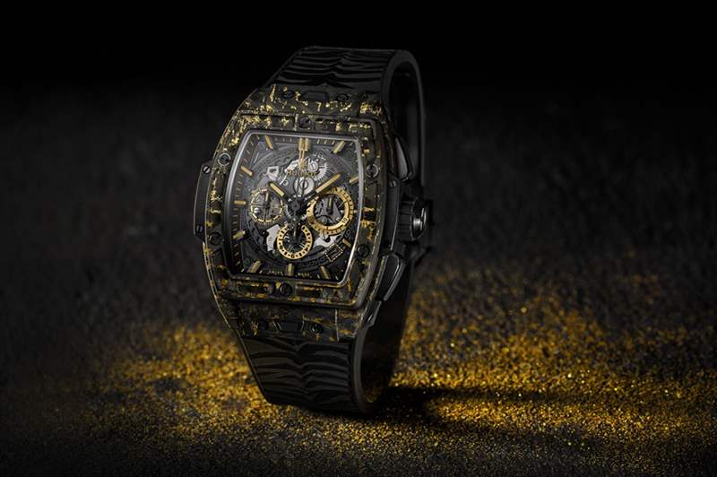 黑金不敗.恒寶Hublot Spirit of Big Bang Carbon Gold Tiger-復(fù)刻表