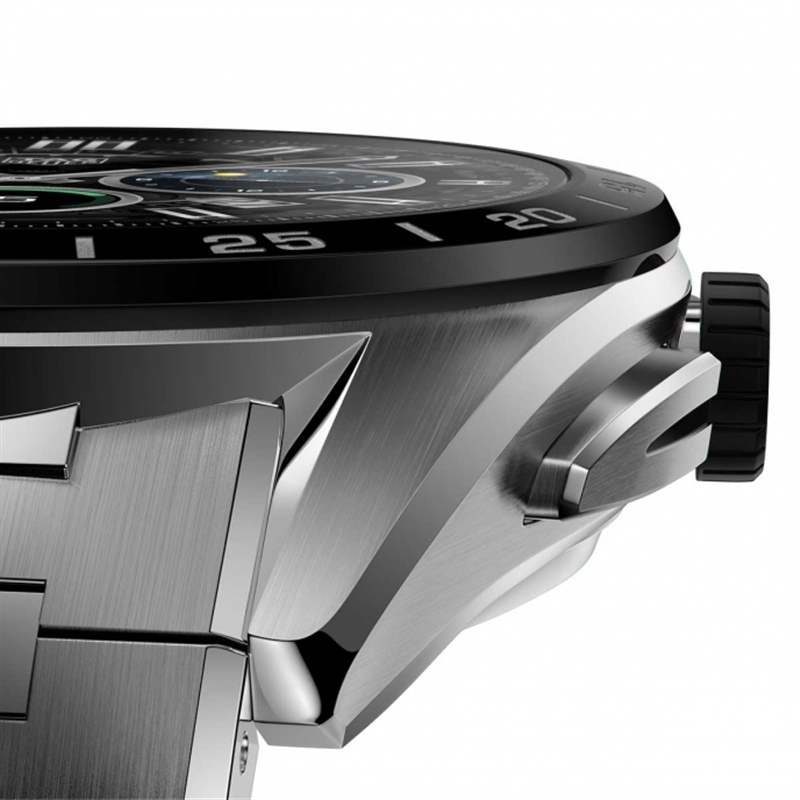 泰格豪雅Connected Calibre E4同時帶來42mm與45mm全新設(shè)計(jì)細(xì)節(jié)更多-復(fù)刻表