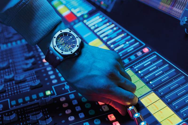 Audemars Piguet愛(ài)彼最新Royal Oak Offshore Selfwinding Music Edition｜大膽將腕表化作Equalizer-復(fù)刻表