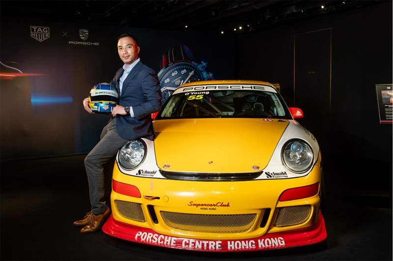 泰格豪雅TAG Heuer聯乘Porsche!歐陽若曦從中回憶賽車時光-復刻表