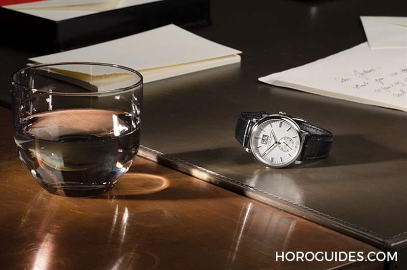 古典銀白色面盤登場｜朗格Saxonia Outsize Date再次演繹-復(fù)刻表