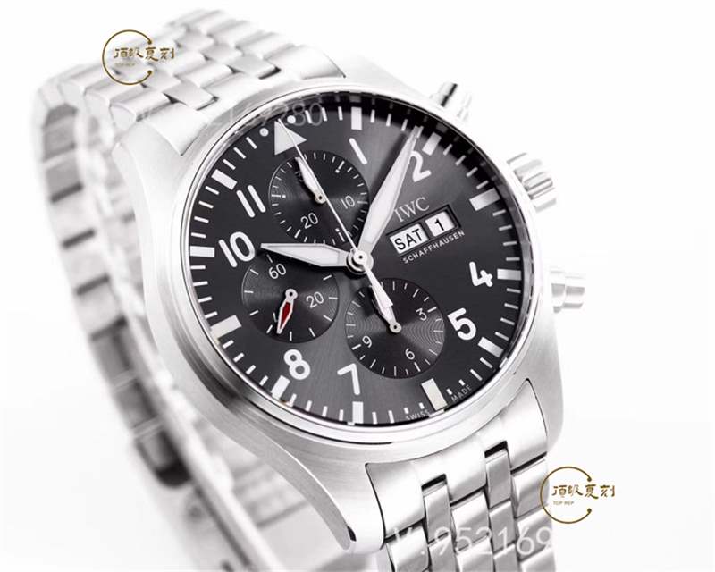 V6廠萬國噴火戰機377719復刻表與zf廠那個值得入手呢-復刻表