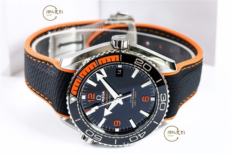 VS廠歐米茄海馬四分之一橙對比正品復(fù)刻做工會一眼假嗎-復(fù)刻表