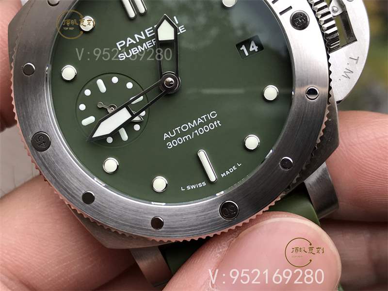 VS廠沛納海pam1055綠?；陱涂套龉ぴ趺礃?別具一格的軍綠色-復刻表