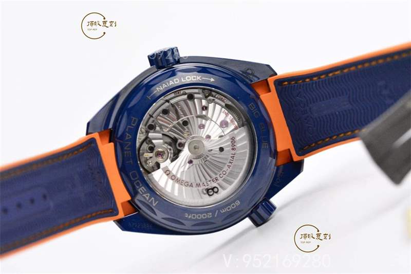深海藍色陶瓷系列VS廠歐米茄海馬600碧海之藍復刻表對比正品怎么樣-復刻表