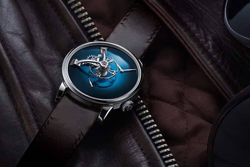 H. Moser & Cie x MB&F聯名半球型手表-復刻表