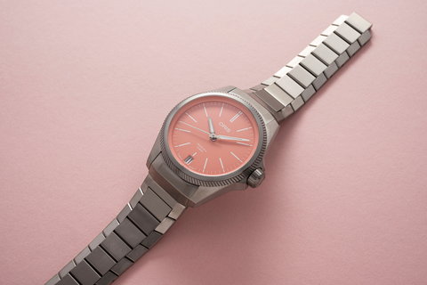 多色彩可選，好搭配又俐落的當(dāng)代都會(huì)飛行表！-復(fù)刻表