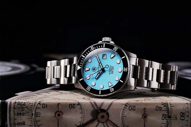 澳大利亞小眾手表:第二小時(shí)Second Hour Gin Clear Diver藍(lán)盤潛水表-復(fù)刻表