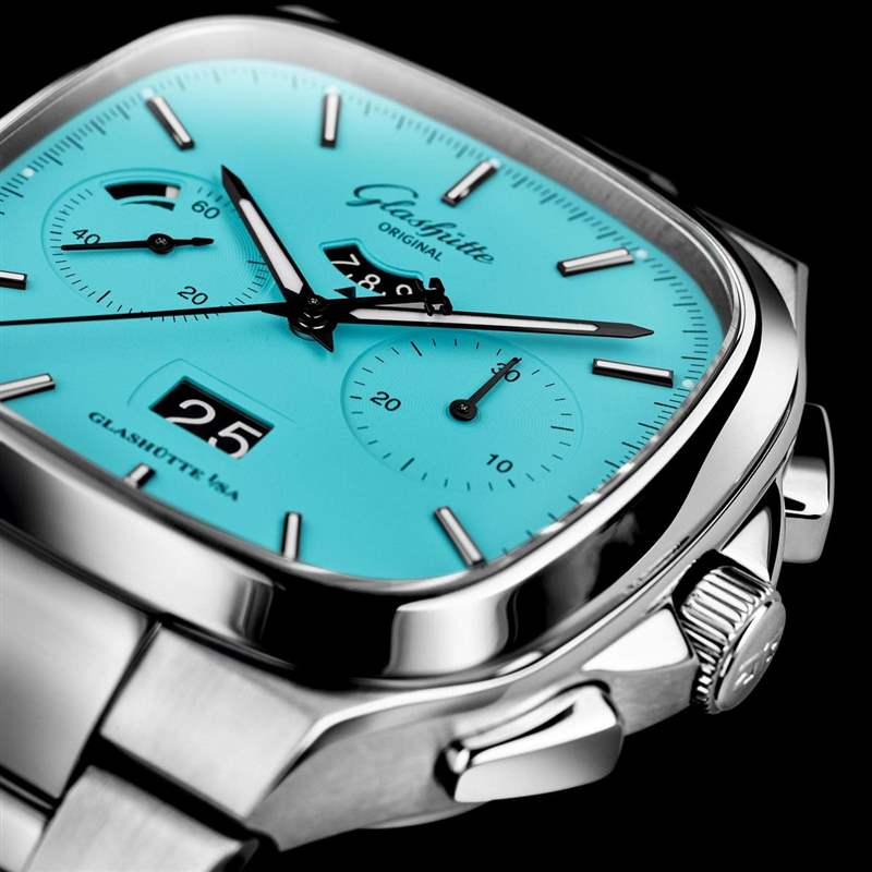 華麗復古新色登場!格拉蘇蒂原創(chuàng)Seventies大日期計時碼表限量版-復刻表