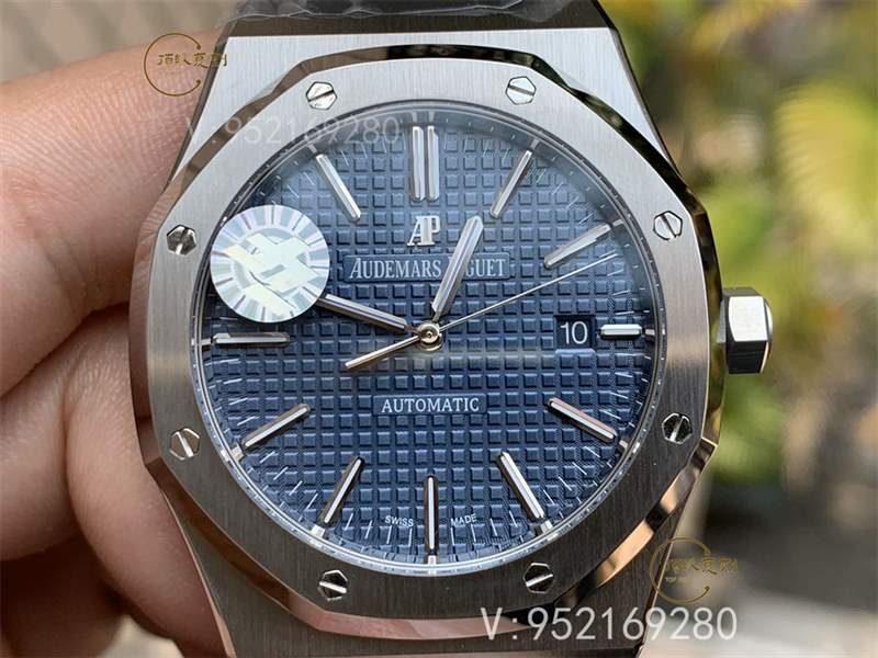 ZF廠愛彼15400皇家橡樹復(fù)刻實(shí)拍做工怎么樣,超薄鋼王-復(fù)刻表