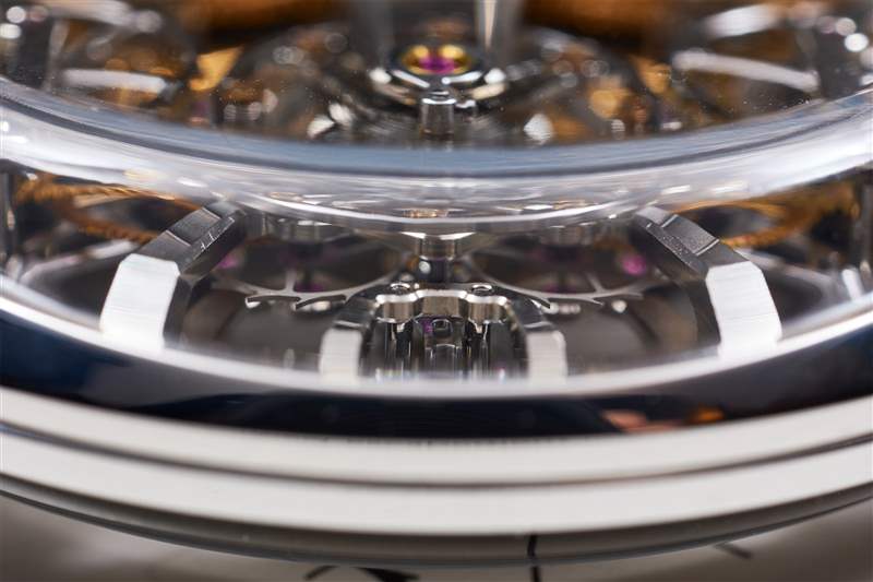 我了解到...... Lederer 的“節(jié)拍器”是了解他的中央脈沖計(jì)時(shí)碼表的關(guān)鍵-復(fù)刻表