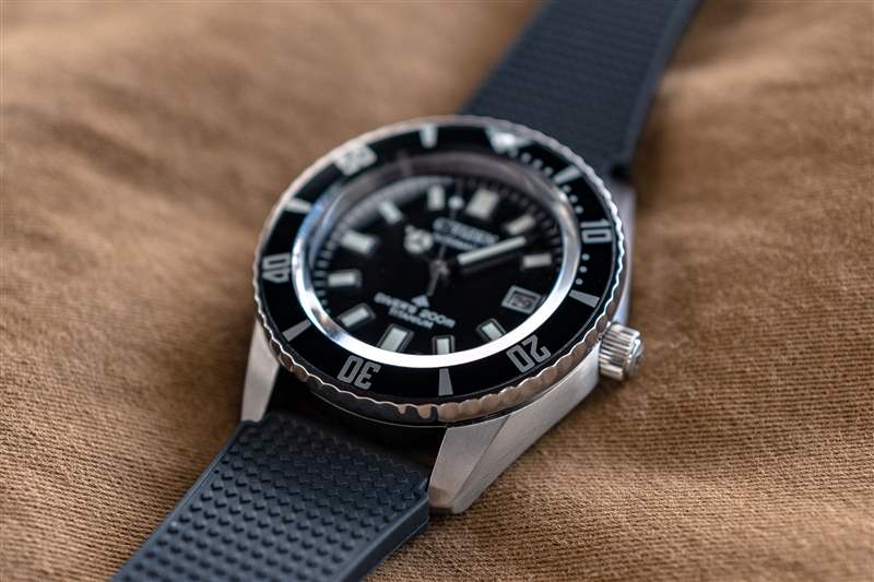 動(dòng)手實(shí)踐公民的最新鈦潛水手表是沒(méi)有重量的新復(fù)古-復(fù)刻表