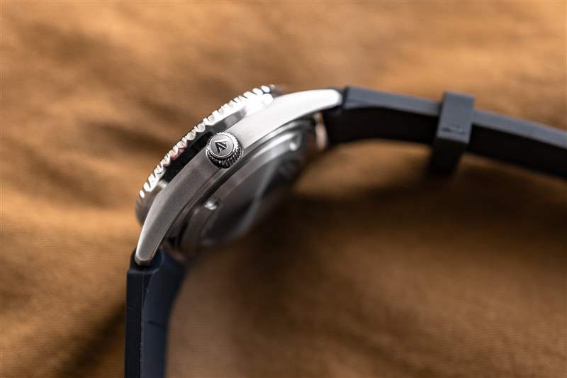 動(dòng)手實(shí)踐公民的最新鈦潛水手表是沒(méi)有重量的新復(fù)古-復(fù)刻表