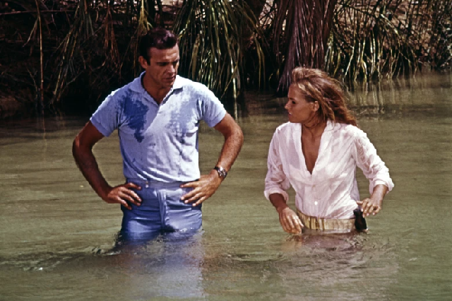 看電影肖恩康納利起源于詹姆斯邦德戴著勞力士潛艇參考的角色。6538在'博士。不'-復刻表