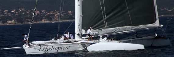 l'Hydroptere 1 愛(ài)彼皇家橡樹(shù)近海潛水腕表-復(fù)刻表