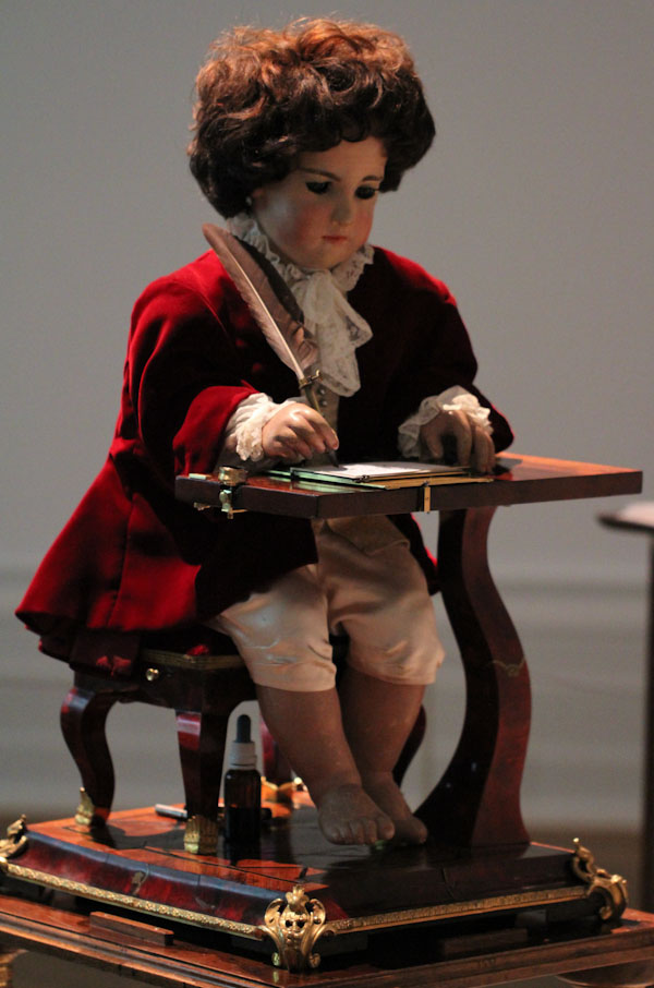 雅克德羅“作家”自動機(jī):很棒的古董安卓-復(fù)刻表