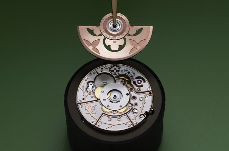 路易威登Tambour玫瑰愛心活動裝置陀飛輪啟動瞬間手表魅力再升級-復刻表
