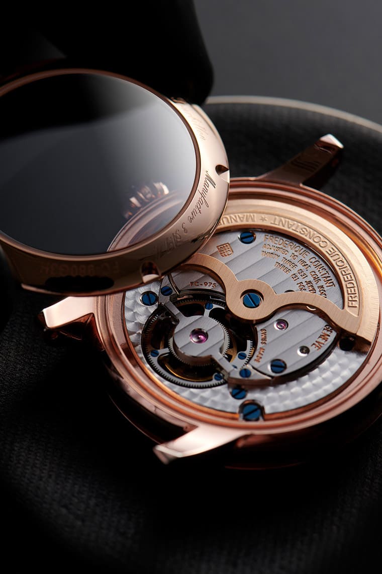 康斯登打造限量玫瑰金陀飛輪紀念創(chuàng)立35周年-復刻表