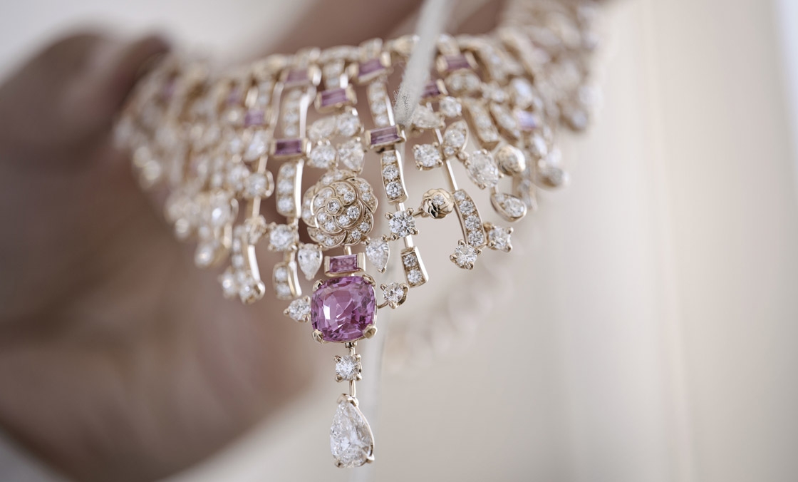 最奢華的斜紋軟呢，TWEED DE CHANEL頂級珠寶系列-復刻表