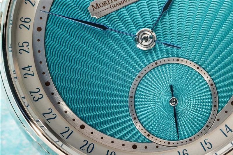 Moritz Grossmann推出Date Turquoise小三針日歷腕表：綠松石色璣鏤紋表盤-復刻表