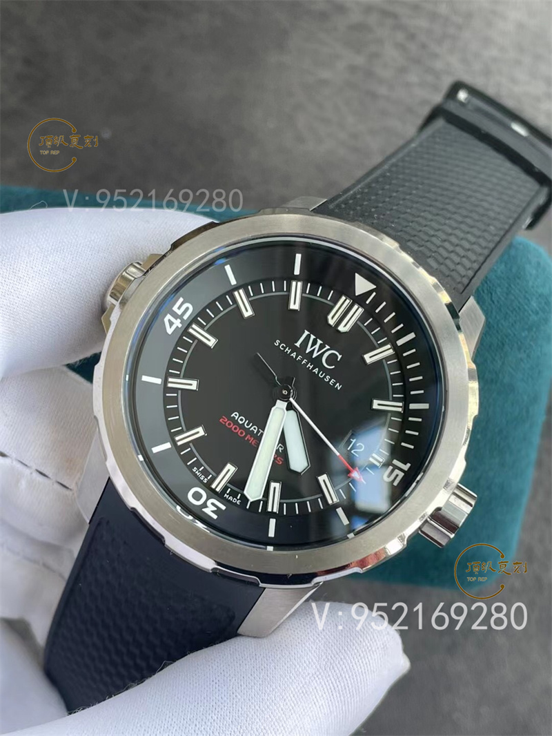 IWS廠萬(wàn)國(guó)海洋系列三針款I(lǐng)W329101“海洋2000”35周年特別版做工如何-復(fù)刻表