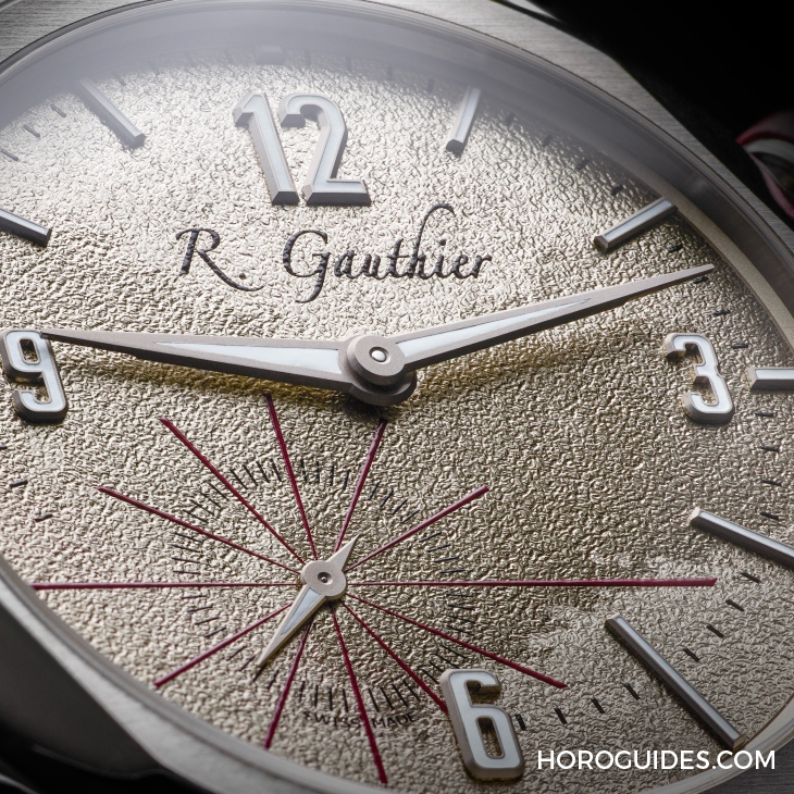 Romain Gauthier C系列推出第五代鈦金屬新作! 獨(dú)特的手工鑿刻紋理香檳面-復(fù)刻表