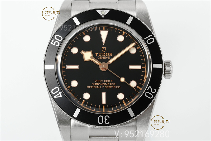 ZF廠帝舵碧灣系列37mm新品做工介紹,M79000N-0001-復(fù)刻表