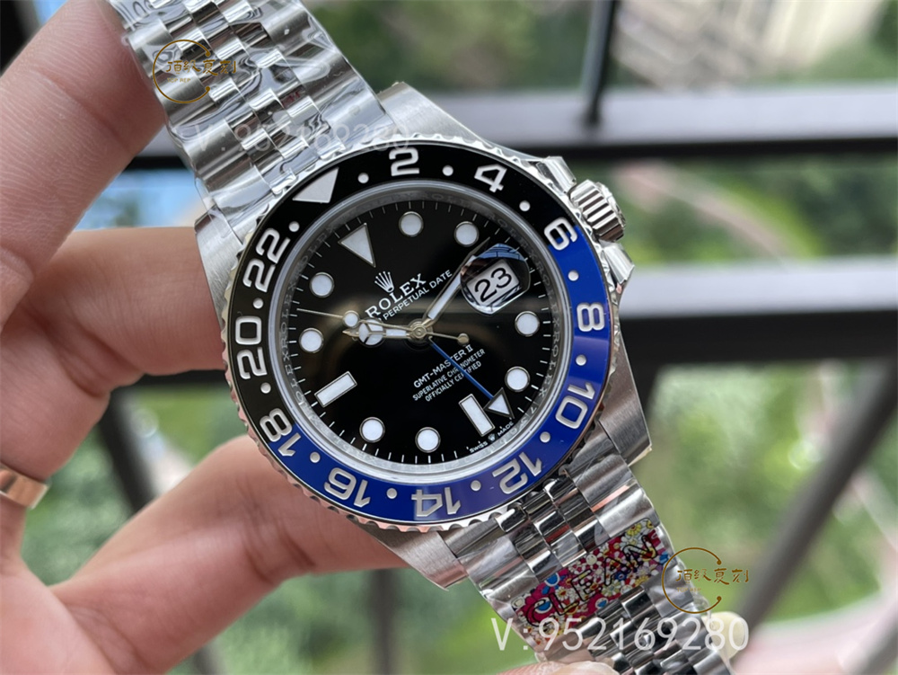 費德勒佩戴勞力士Le Mans Daytona黃金版亮相美網(wǎng):特別版腕表的獨特魅力-復(fù)刻表