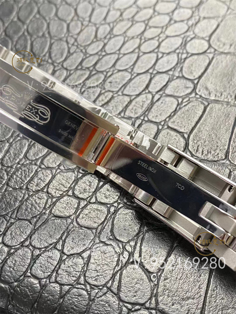 怎么選Clean廠C廠勞力士新款4131和老款4130兩種機(jī)芯迪通拿對(duì)比區(qū)別有哪些-復(fù)刻表