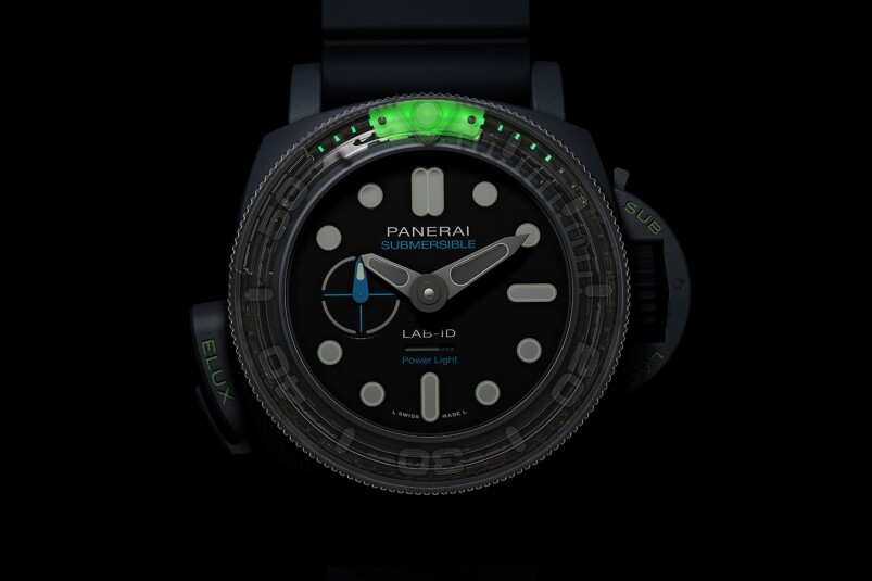 夜光功能新高度!Panerai全新Submersible Elux LAB-ID腕錶 以純機(jī)械一鍵開關(guān)發(fā)光系統(tǒng) 夜光功能新高度! Panerai全新Submersible Elux LAB-ID腕表 以純機(jī)械一鍵開關(guān)發(fā)光系統(tǒng)-復(fù)刻表