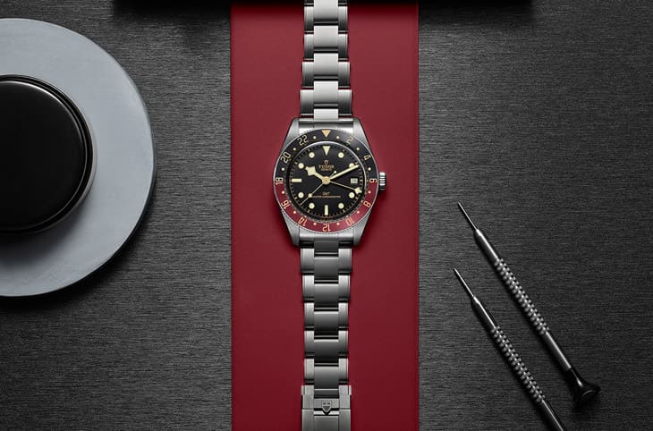 10萬(wàn)價(jià)格預(yù)算兩地時(shí)間潛水表推薦 泰格豪雅Aquaracer與帝舵Black Bay 58-復(fù)刻表